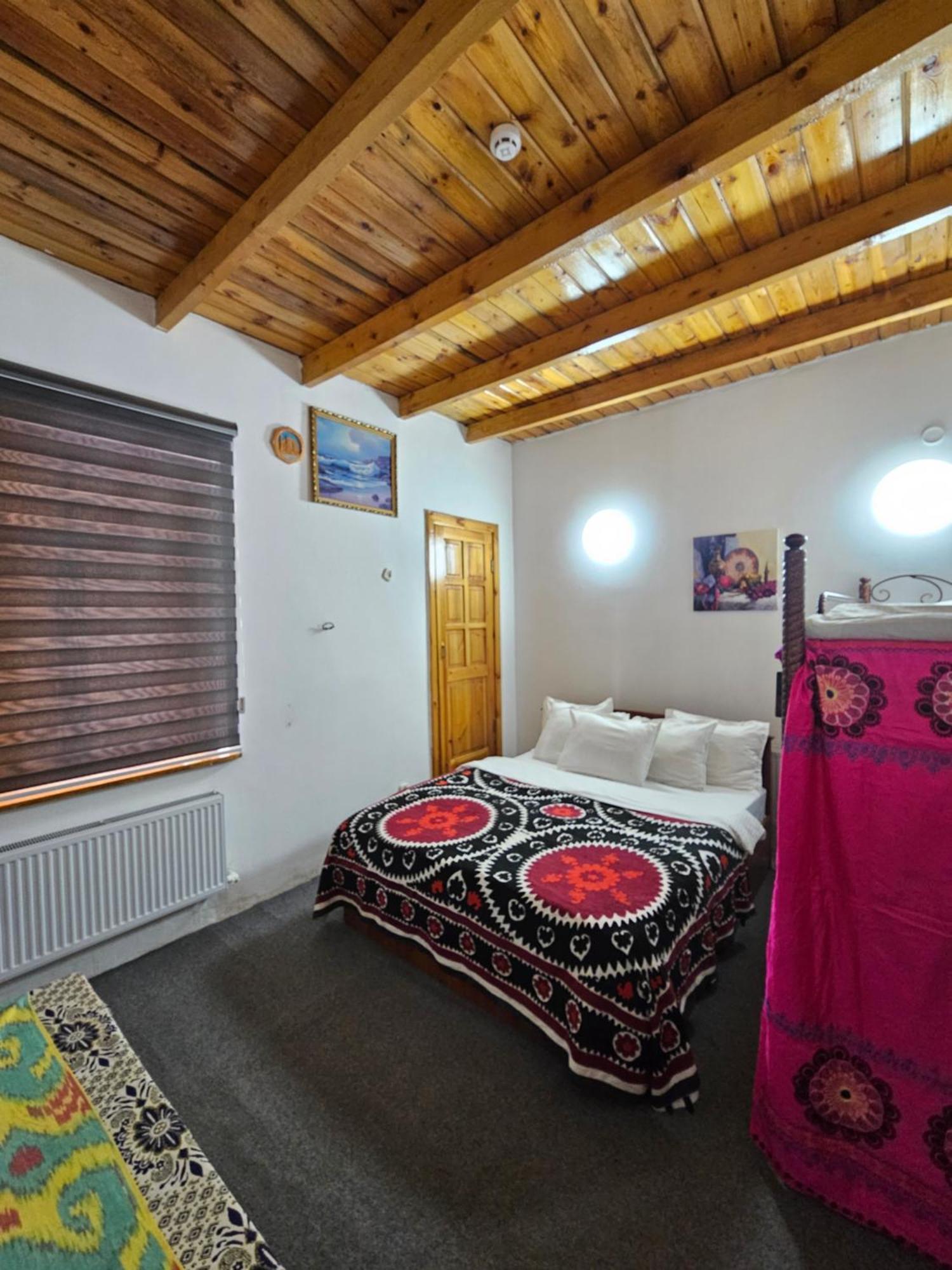Sim-Sim Hostel & Backpackers Samarcanda Quarto foto